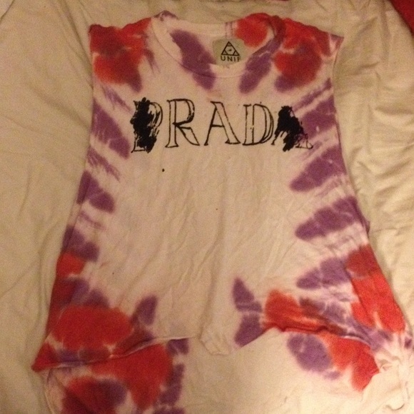 Prada rad unif tye dye muscle tank OFFER!!