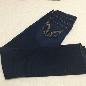 🌊Hollister Skinny/Straight Jean in Dark Wash🌊