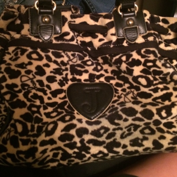 Juicy Couture leopard printed daydream purse - Picture 3 of 4