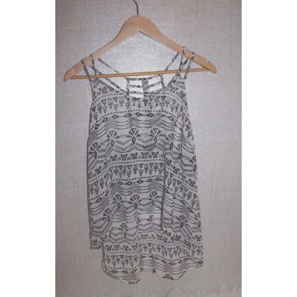 New without tags, beautiful Tribal Print Top