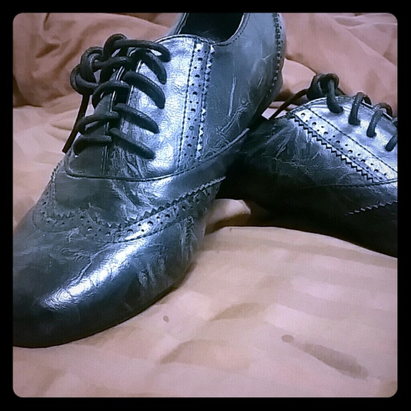 Oxford Style Shoes