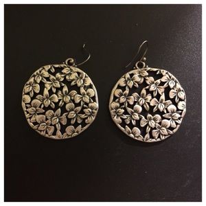 ❤️SALE❤️Silver Fossil Earrings