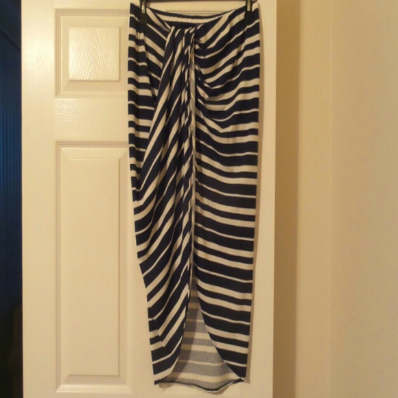 Blue white striped wrap front skirt sz xl
