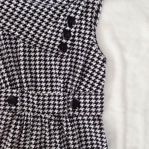 ModCloth Dresses - Houndstooth Coach Tour Dress ModCloth Dresses - Houndstooth Coach Tour Dress