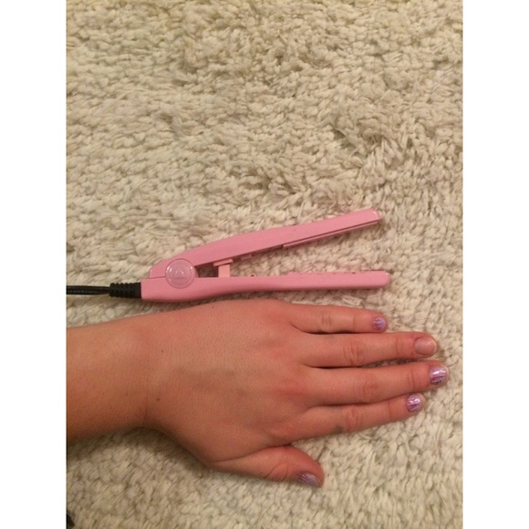 Mini straightener