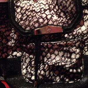 Simply Vera Wang bag