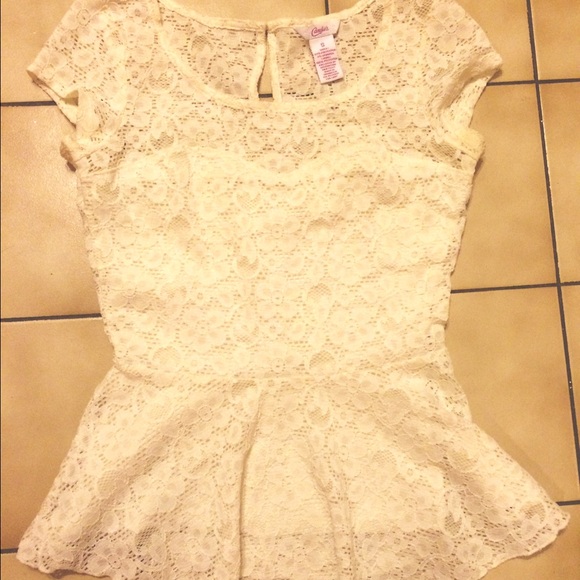 Ivory colored shirt. Size small - Picture 1 of 3