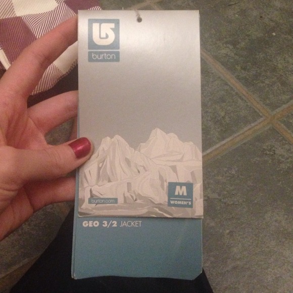 BURTON NWT snowboarding jacket - Picture 4 of 4