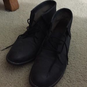 Anybody want these? There 6.5 and there cute!