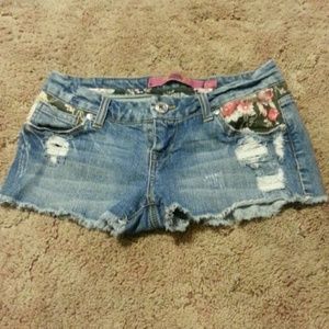 Celebrity pink distressed floral shorts size 3