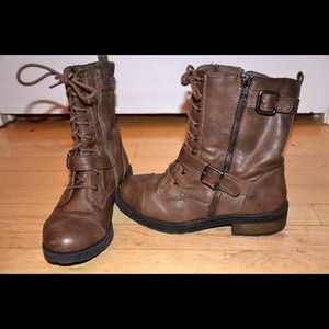 Brown combat boots in great condition!