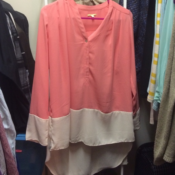 Gianni Bini tunic/blouse!
