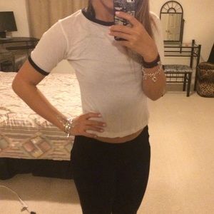 Brandy Melville white Tshirt with darkblue lining