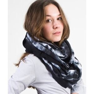 American Apparel Unisex Tie Dye Circle Scarf