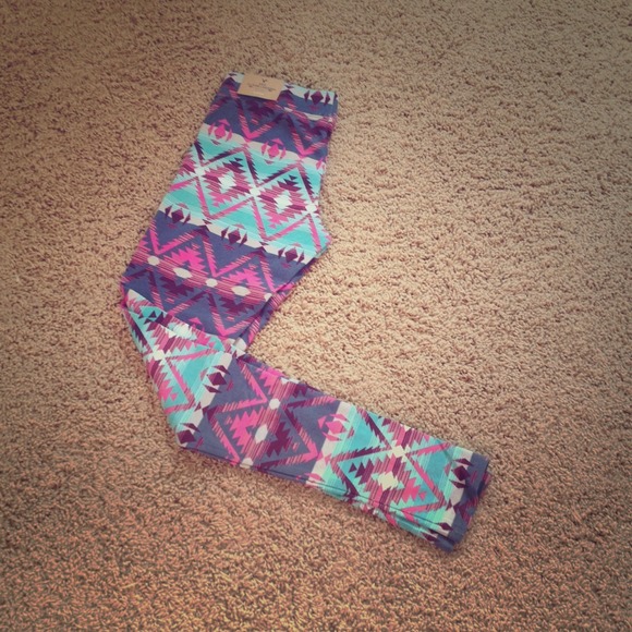 Tribal printed leggings