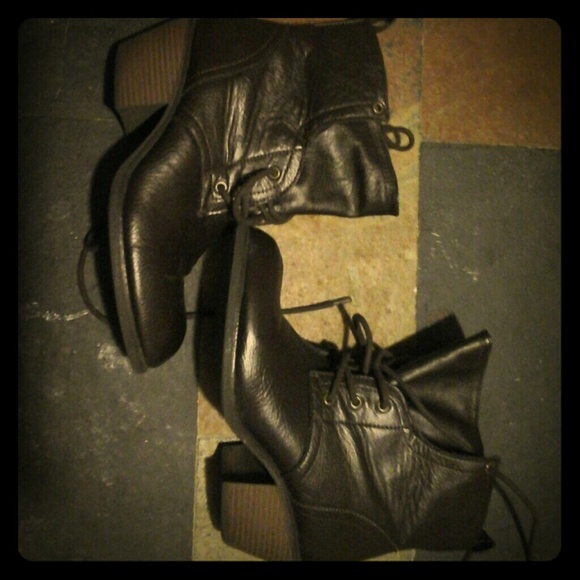 Dark brown booties