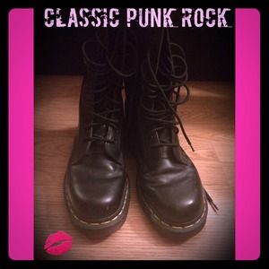 The Originals 1914 Doc Marten boots