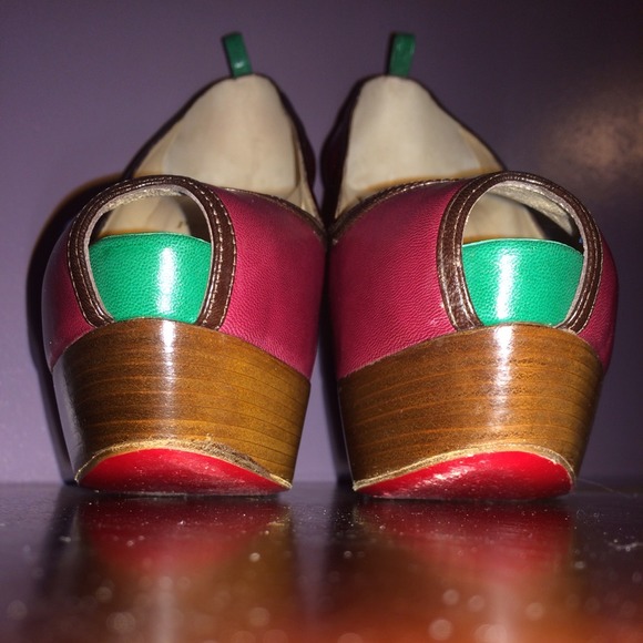 Louboutins Euro size 40 - Picture 4 of 10