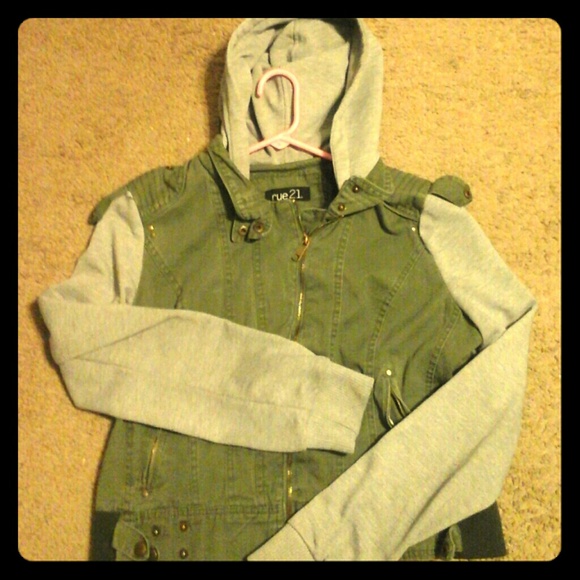Rue 21 Army green jacket