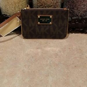 Michael Kors Wristlet