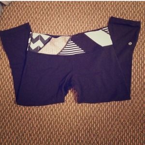 Lululemon crops reversible