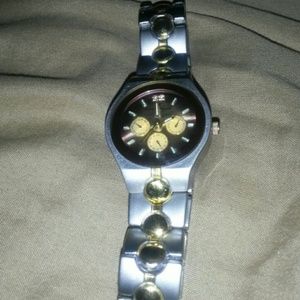 Ladies gold n silver watch