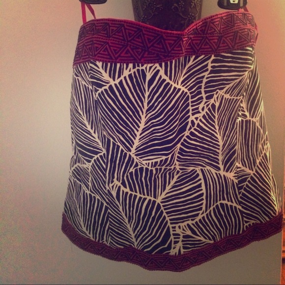 💗WHBM💗Valentines Day Strapless top💗8💗Love it‼️