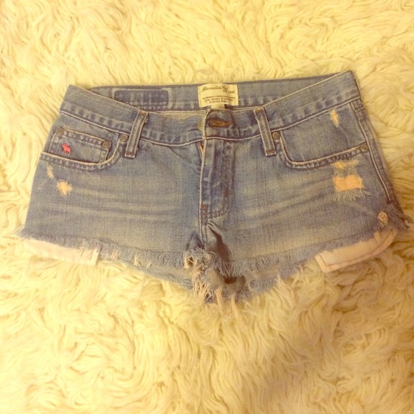 Abercrombie shorts!