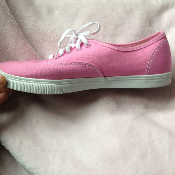Pink vans - Picture 2 of 4