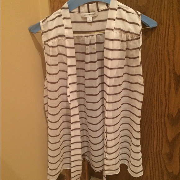 Banana republic vest or can be buttoned for a top