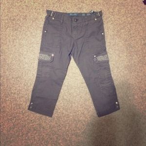 Women's Miss Me Capris - New!!!