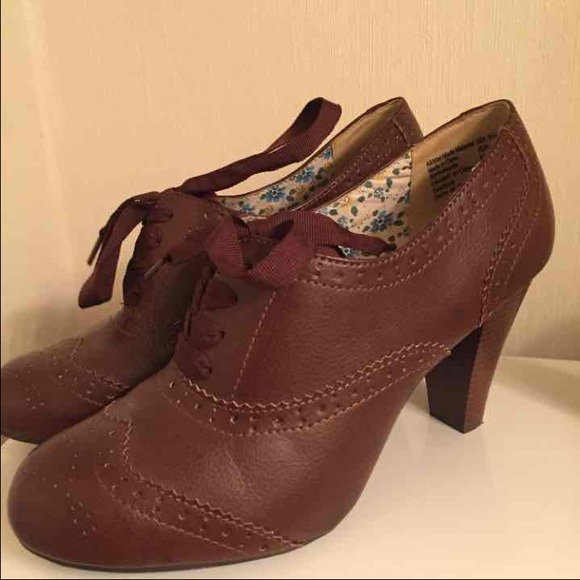 Bootie type heels
