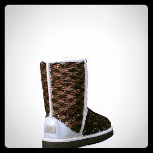 Iso sparkly uggs!
