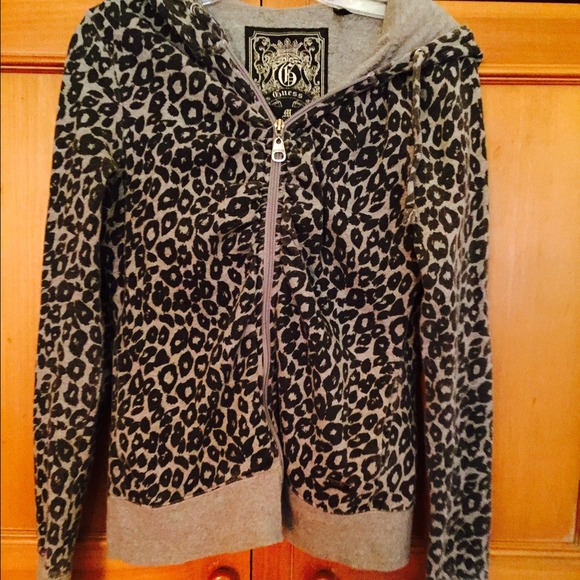 Guess cheetah print hoodie. Great condition size:M