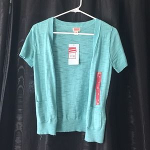 Pretty blue short sleeve cardigan