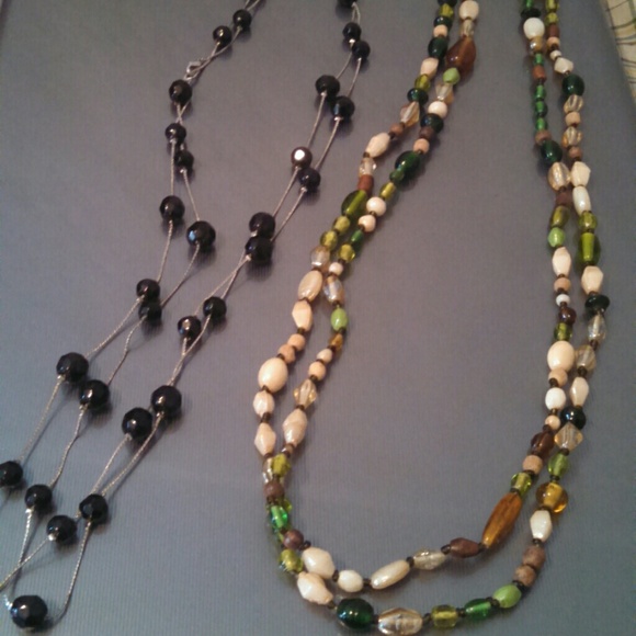 ❤SOLD❤  4 Bracelet and 2 necklace Bundle - Picture 2 of 2