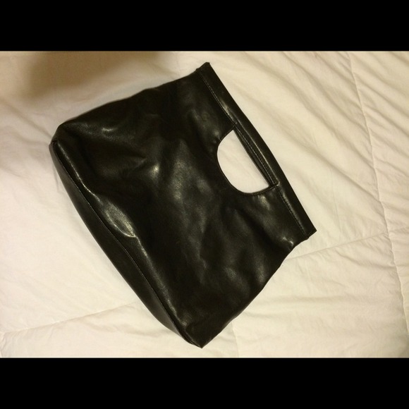 Clutch - Picture 1 of 3