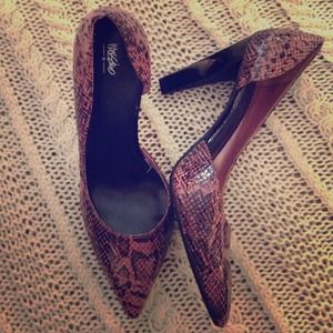 Mossimo Pink/Black animal print 4" heels