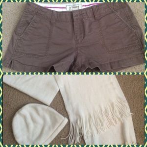 💠Bundle💠 hat, scarf, brown shorts