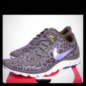 ISO Nike free *Not for sale*
