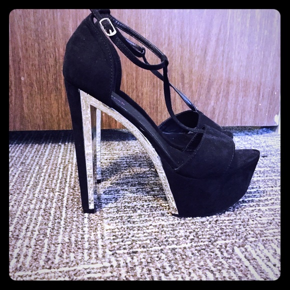 Just fab heels. - Picture 1 of 4
