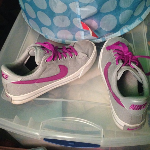 Nike Grey and Purple Canvas Sneakers