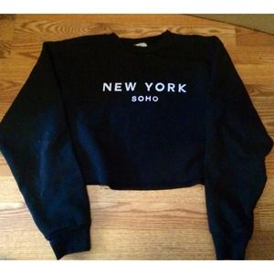 ON HOLD brandy "New York Soho" cropped sweatshirt