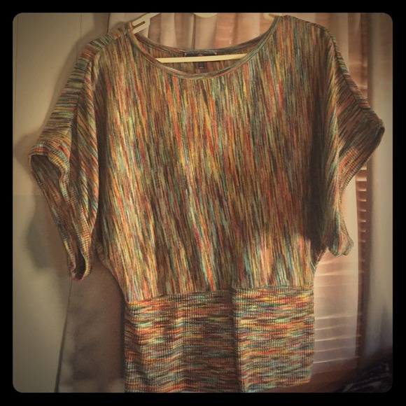 Almost famous lg fitted waist shirt.