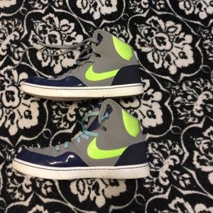 Men's shoes