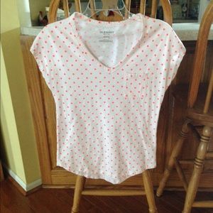 Old navy tshirt