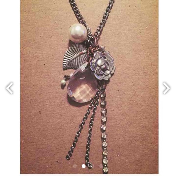 Two Necklace bundle - Picture 2 of 4