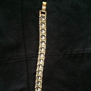 2 tons silver and gold gold plated bracelet