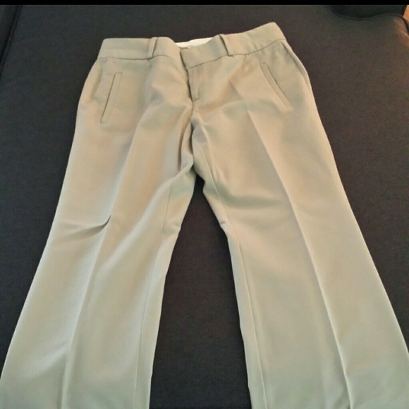Khaki Banana Republic Trousers - Size 6 - Picture 1 of 3