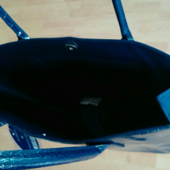 💝 Free with Purchase! 💙 NWT Tote Bag - Picture 3 of 3